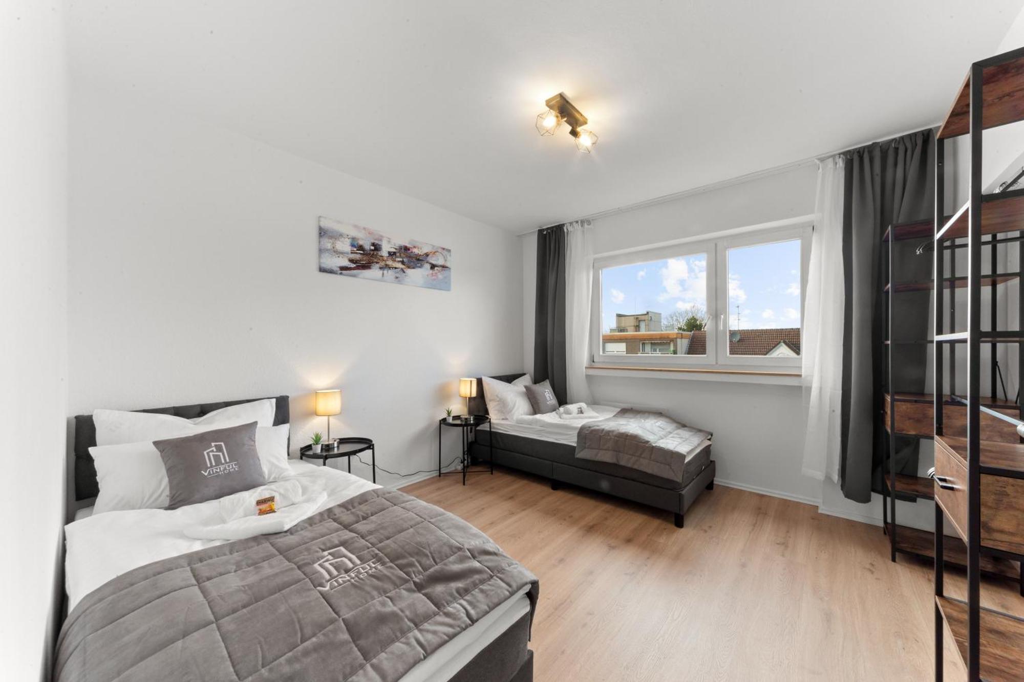 Vinful: Premium-Apartment Mit Balkon Und Parkplatz Muelheim an der Ruhr Exterior photo